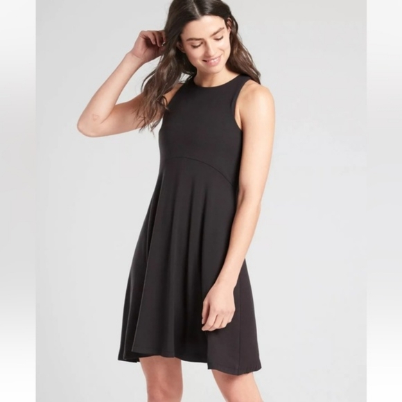 Athleta Dresses & Skirts - Athleta Black Santorini Thera Fit and Flare Athleisure Dress Medium